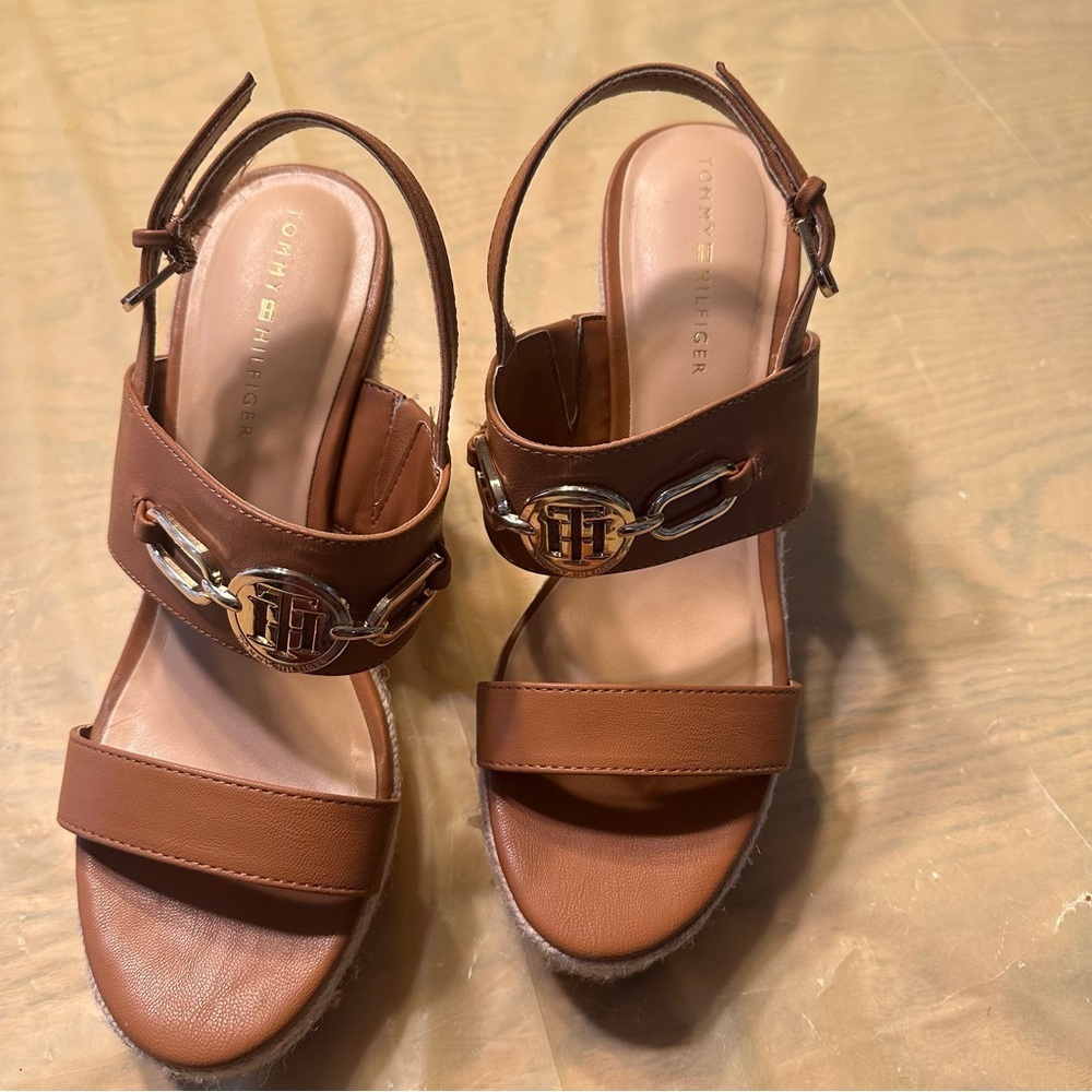 Tommy Hilfiger Women's Brown Sandals